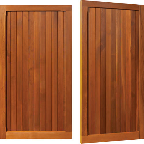 Woodrite Chalfont side hinged timber garage door